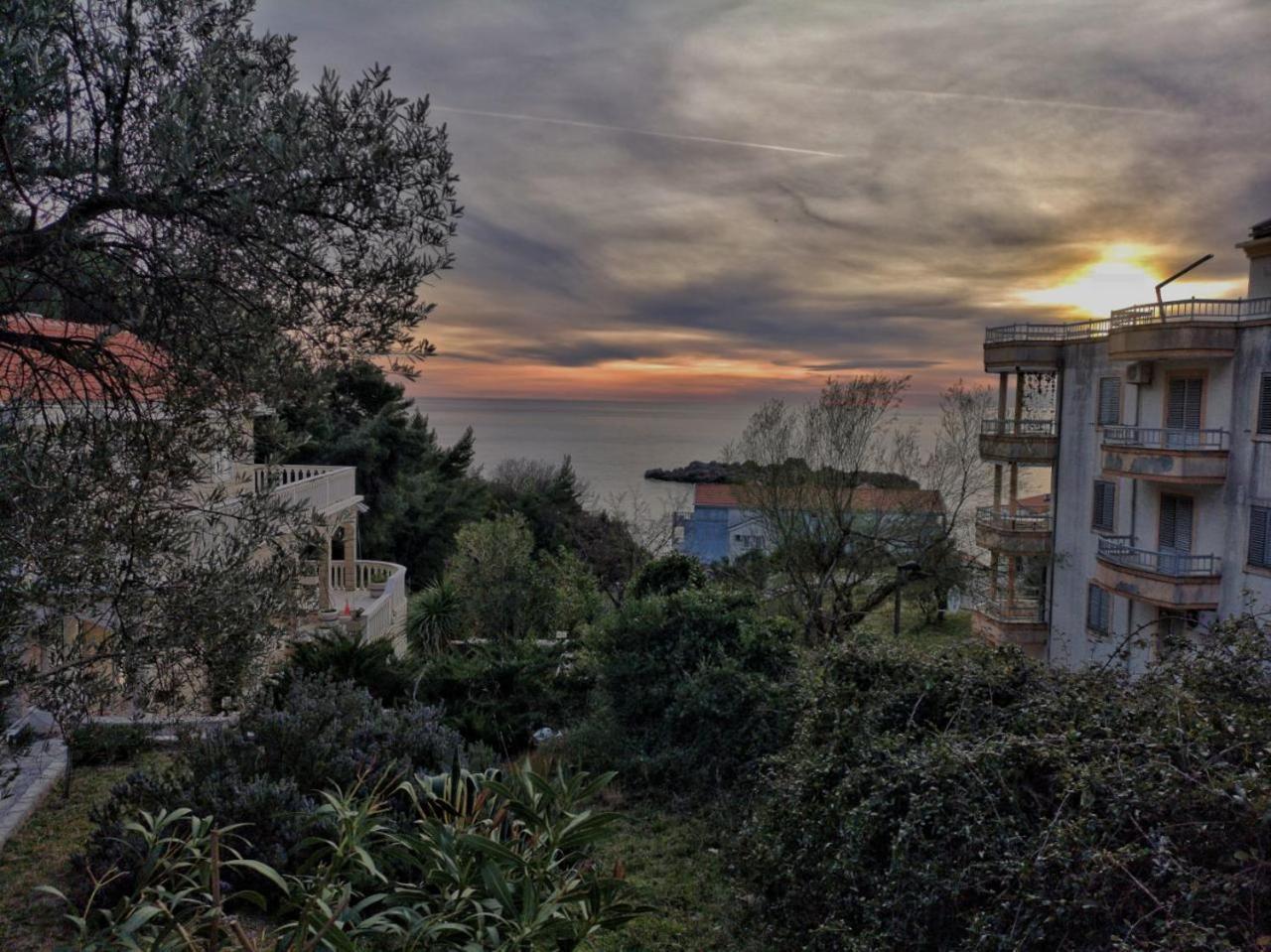 Pankov Apartment Sveti Stefan Luaran gambar